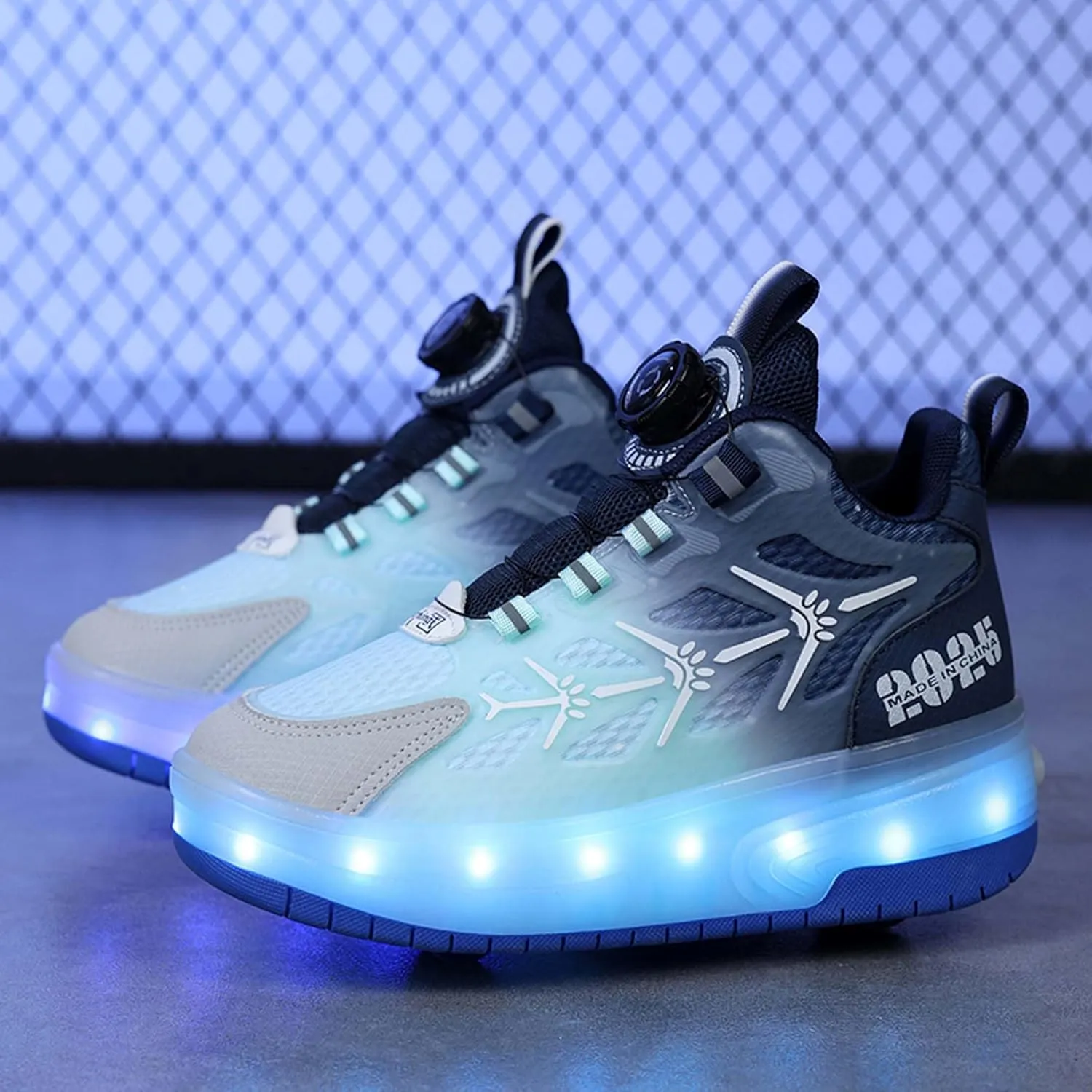 Children's Unisex Roller Skates Shiny Wheel Shoes Girls Shiny Roller Skates Sports Shoes Boys Rechargeable Sparkling Sports Shoes Gifts