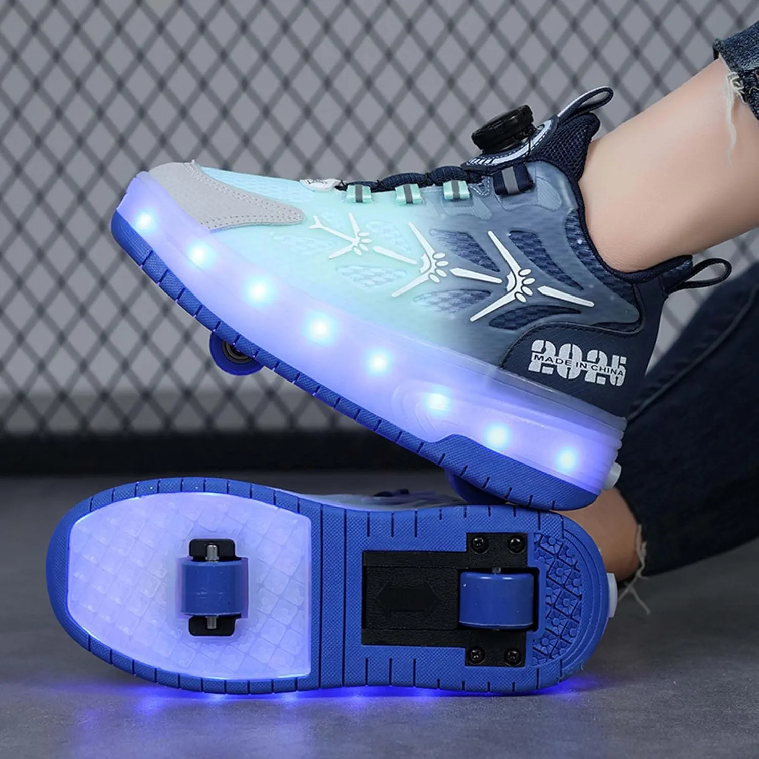 Children's Unisex Roller Skates Shiny Wheel Shoes Girls Shiny Roller Skates Sports Shoes Boys Rechargeable Sparkling Sports Shoes Gifts
