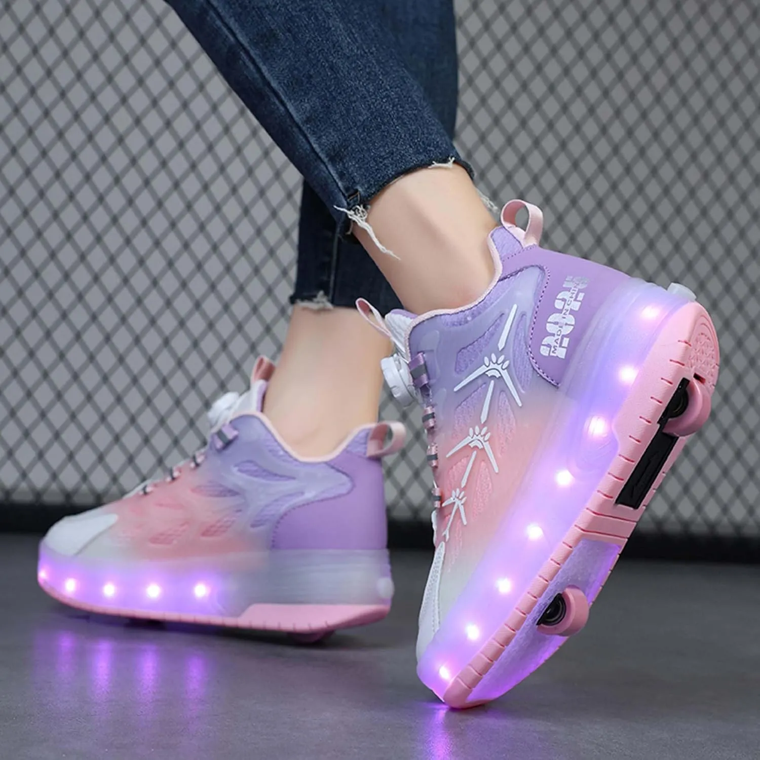 Children's Unisex Roller Skates Shiny Wheel Shoes Girls Shiny Roller Skates Sports Shoes Boys Rechargeable Sparkling Sports Shoes Gifts
