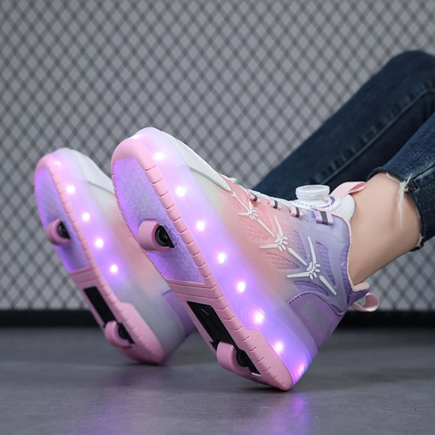 Children's Unisex Roller Skates Shiny Wheel Shoes Girls Shiny Roller Skates Sports Shoes Boys Rechargeable Sparkling Sports Shoes Gifts