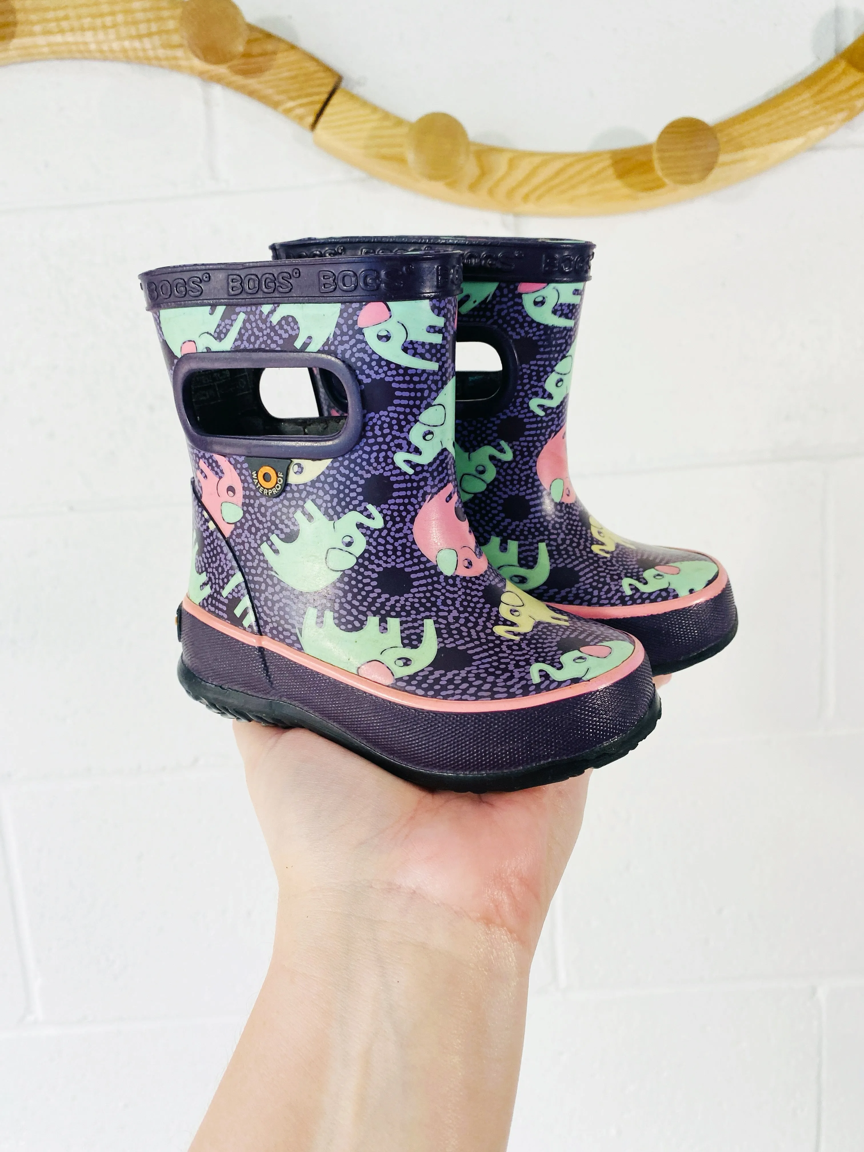 Elephants Rain Boots, size 4