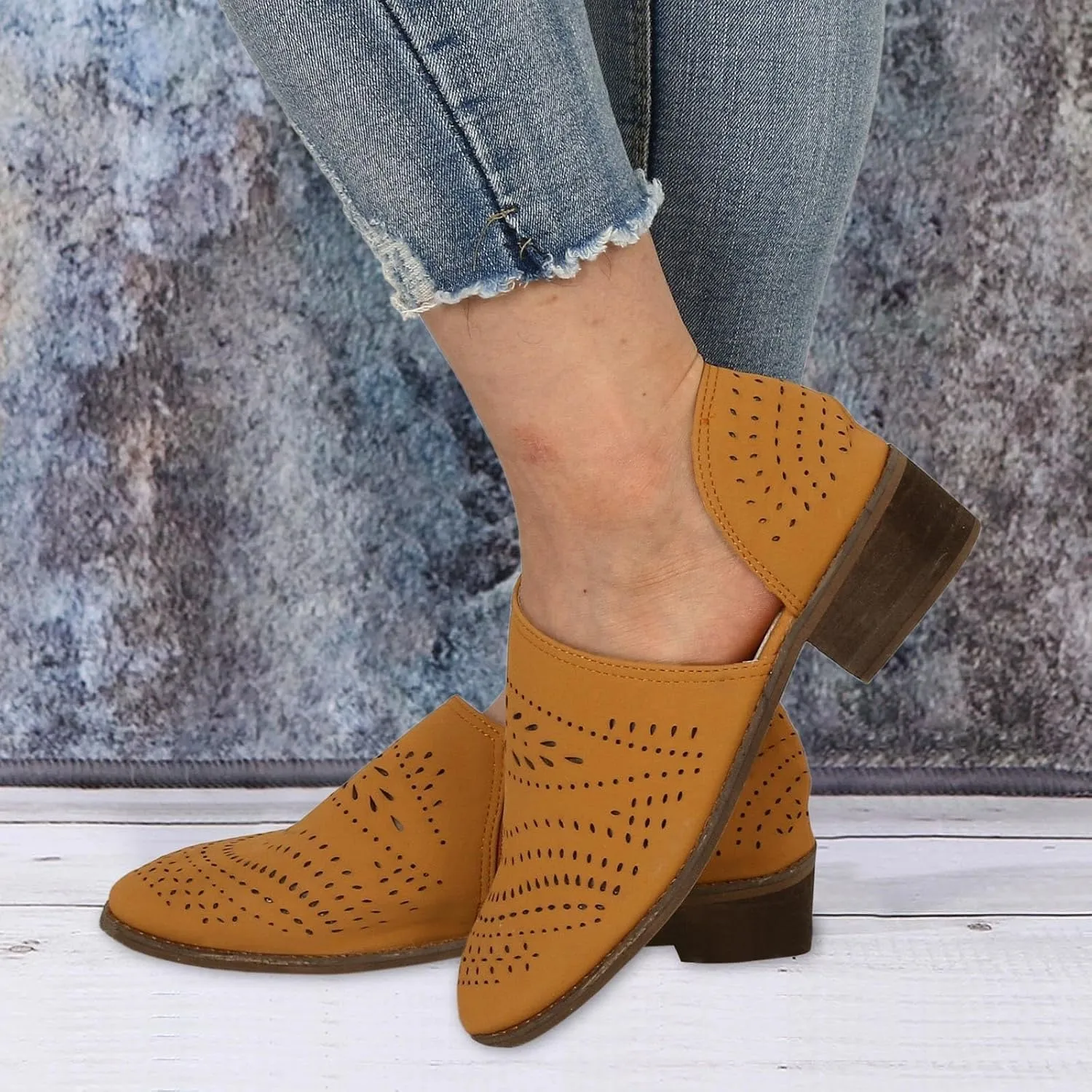Fall Boots Womens Suede Ankle Boots Low Chunky Stacked Heel Comfy Almond Toe Casual Side V-Cut Slip On Short Boots