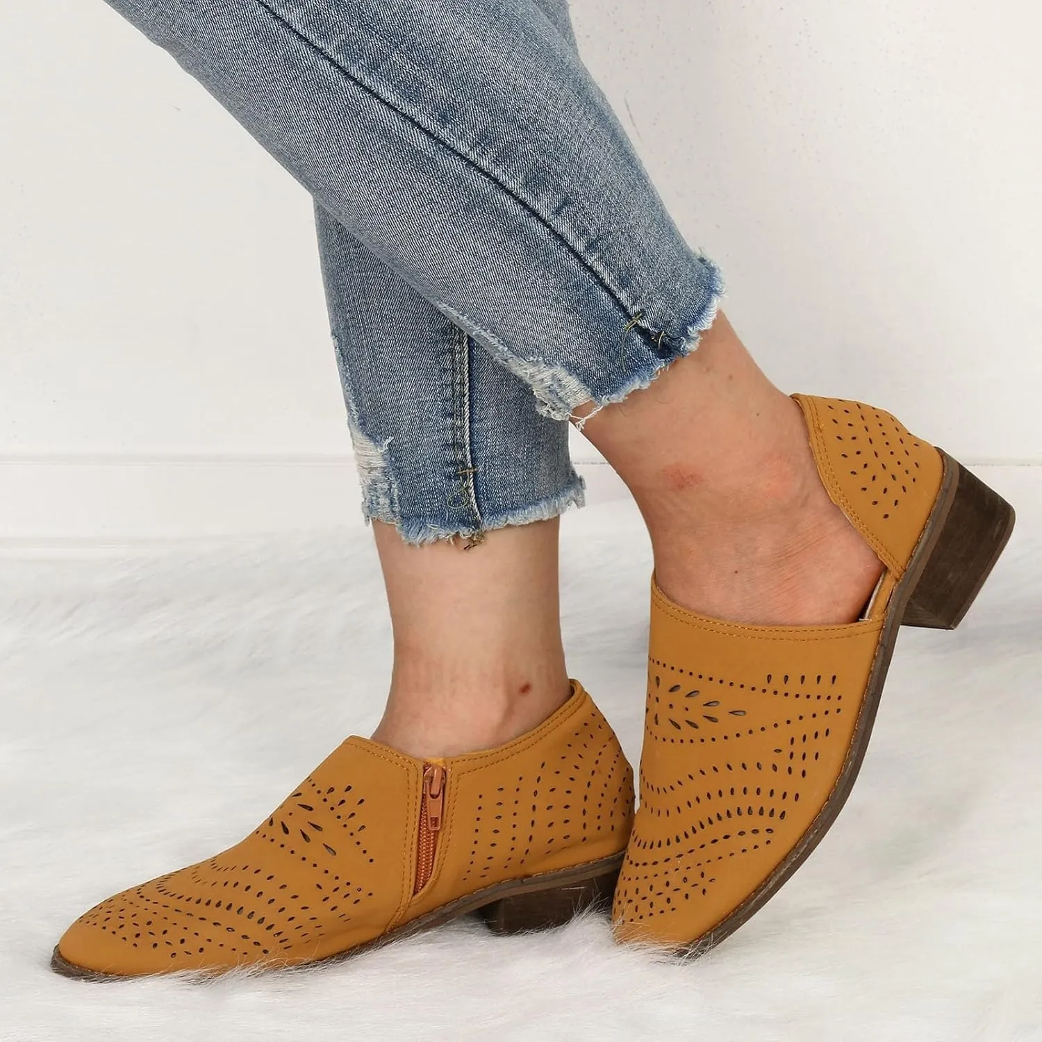 Fall Boots Womens Suede Ankle Boots Low Chunky Stacked Heel Comfy Almond Toe Casual Side V-Cut Slip On Short Boots