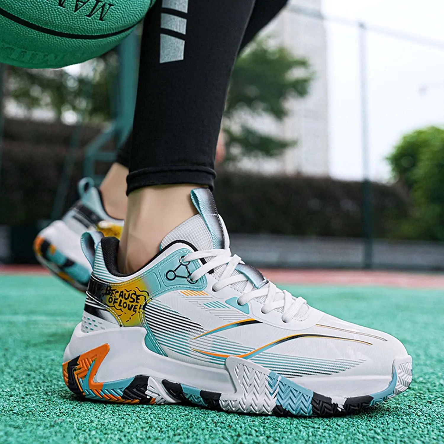 Men's Basketball Shoes Anti-Slip Sports Running Shoes Lightweight Breathable Athletic Shoes Outdoor Anti-Slip Training Tennis Shoes
