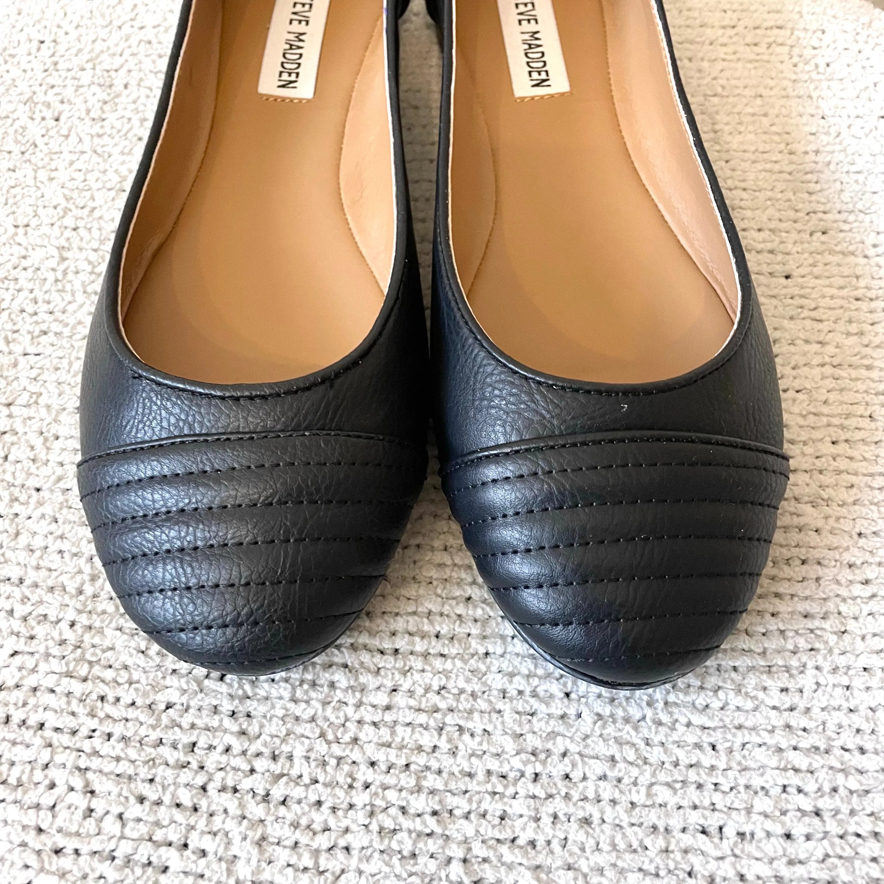 Seam Toe Flats